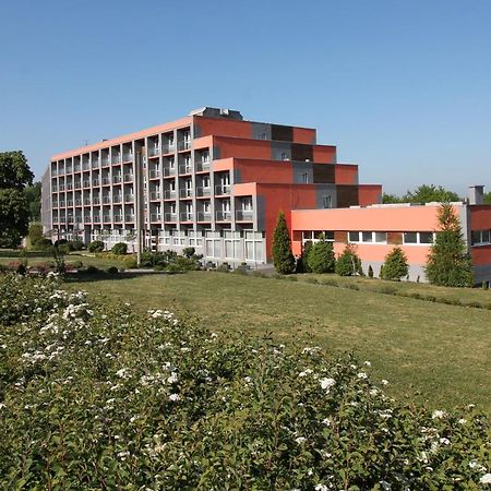 Hotel Panorama Теплице Екстериор снимка