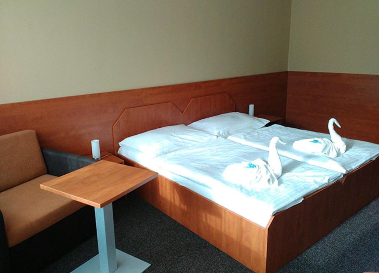 Hotel Panorama Теплице Екстериор снимка