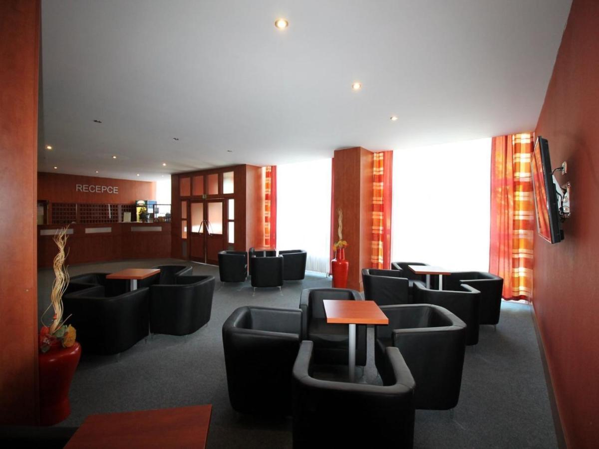 Hotel Panorama Теплице Екстериор снимка