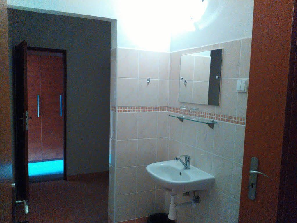Hotel Panorama Теплице Екстериор снимка
