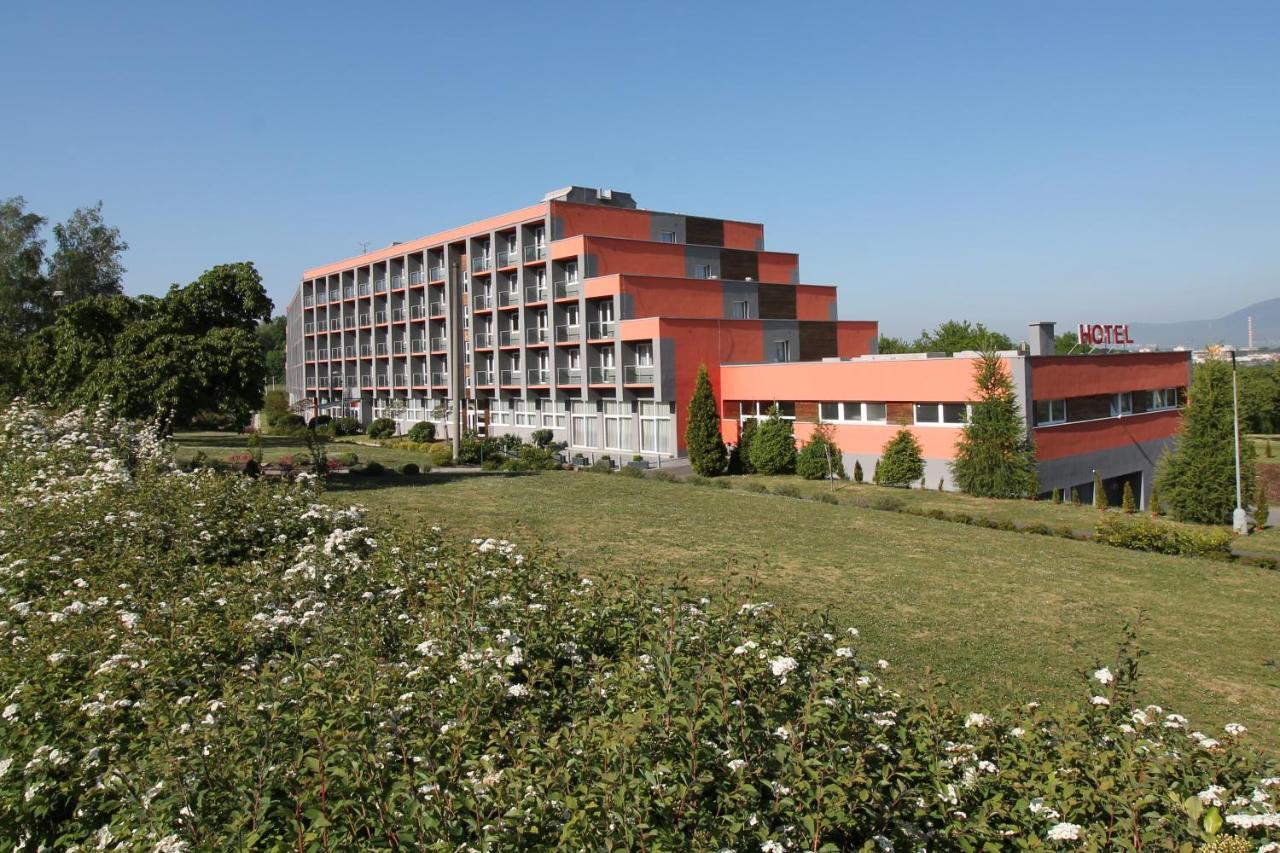 Hotel Panorama Теплице Екстериор снимка